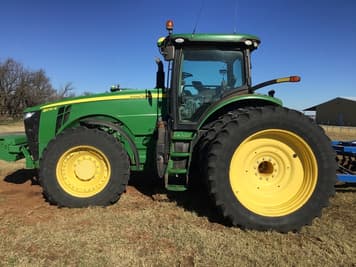 Main image John Deere 8270R